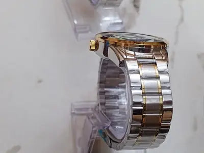 Men's Modern Stylish Look Watch With Date - Random Multicolor Dial - Art# M247 -RoxBj9008500Dt-S&G-0053